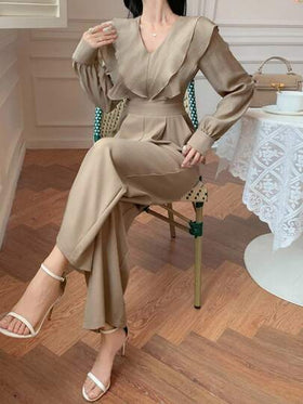 DAZY جمبسوت نسائية أنيقة بتصميم رقعي مع كشكشة على الحافة وأكمام طويلة، بلون أحادي