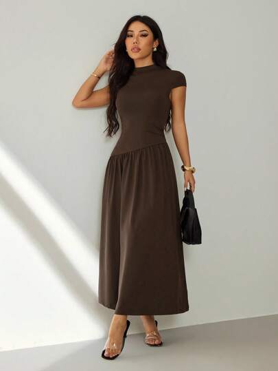 SHEIN PETITE فستان كاجوال طويل للنساء بأكمام منتفخة وياقة واقفة وطية، لون سادة، صيفي