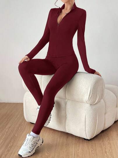 SHEIN EZwear طقم رياضي قطعتين لون أحمر معتق (كردينال) - جاكيت سحاب وتنورة جينز