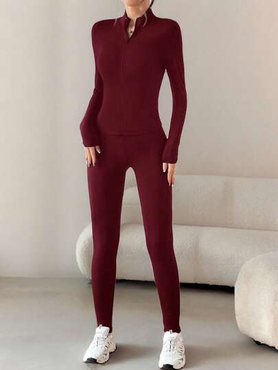 SHEIN EZwear طقم رياضي قطعتين لون أحمر معتق (كردينال) - جاكيت سحاب وتنورة جينز