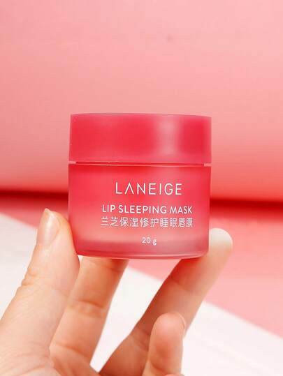 Laneige قناع النوم للشفاه من لانيج (توت)، 20 جرام / مصنوع بفيتامين سي وزيت بذور موروموروا وزبدة الشيا، غني بمضادات الأكسدة، مصمم للشفاه الجافة والمتقشرة / مغذي، مرطب، فيتامين سي، زيت بذور موروموروا وزبدة الشيا، مضادات الأكسدة، شفاه جافة ومتقشرة [تغليف عشو