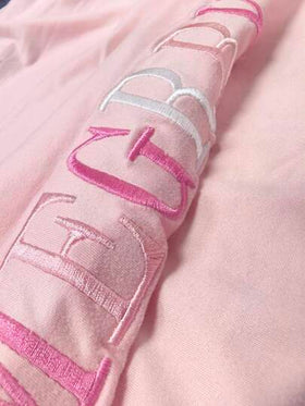SHEIN تي شيرت كاجوال مطرز بالحروف ذو رقبة دائرية وأكمام قصيرة مناسب للنساء في الصيف