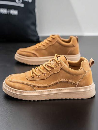 حذاء كاجوال جلدي كلاسيكي للرجال، أحذية براقة عالية الجودة مريحة تناسب الحفلات والتجمعات والرحلات، مع نعل سميك مقاوم للانزلاق، مناسبة للرياضة واللياقة البدنية والموضة الشارعية