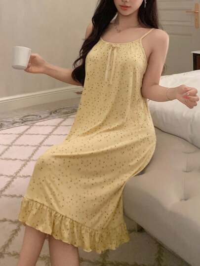 DAZY فستان نوم كاجوال للصيف مع تصميم زهري مطبوع وكشكشة على الحافة رمضان