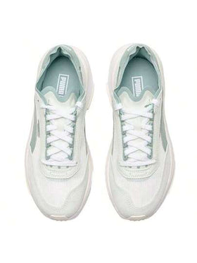Puma حذاء كاجوال خفيف الوزن V-S2 Goalgetter مخدد للرجال والنساء، 403282-03