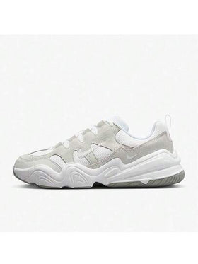 Nike حذاء Tech Hera Sports للرجال منخفض الارتفاع مناسب لجميع أنواع الرياضات