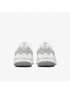 Nike حذاء Tech Hera Sports للرجال منخفض الارتفاع مناسب لجميع أنواع الرياضات