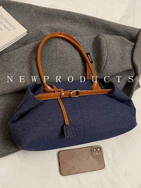 قطعة واحدة حقيبة يد مغسولة بالماء من الجينز، حقيبة كتف مزينة بالأشرطة، إغلاق بسوستة مغناطيسية