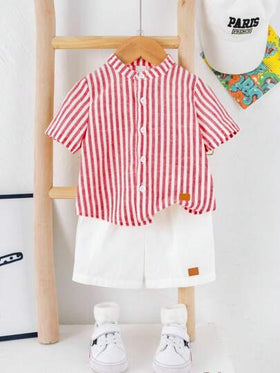 SHEIN طقم شورت قصير مخطط مخطط وشورت أبيض للأطفال الصغار 2 قطعة، مريح وملائم للاستخدام الداخلي والخارجي واليومي والرياضة واللعب والحفلات والتصوير الفوتوغرافي والعطلات، مناسب للربيع/الصيف