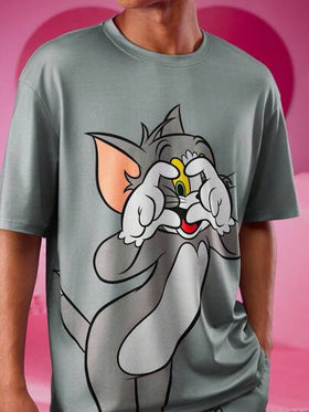 TOM & JERRY X SHEIN مجموعة قطعتين من الملابس المنزلية الفضفاضة المصنوعة من النسيج المحبوك مع طبعة تومي، تتكون من بلوزة رمادية وشورت، طراز زوجي