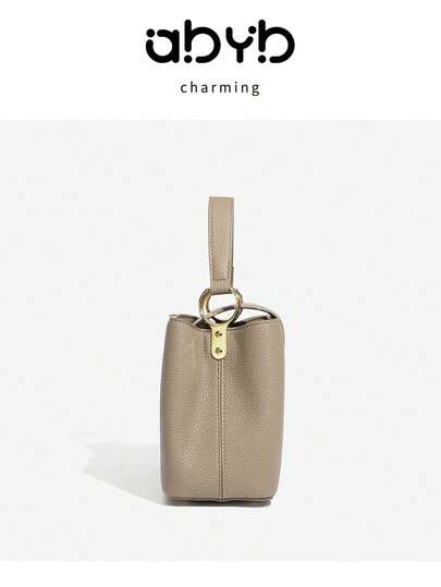 حقيبة يد فاخرة للنساء، حقيبة جلد بملمس حجري ترتورة، حقيبة كتف كبيرة السعة بتصميم عصري راقي جديد لعام 2025، حقيبة كاجوال إنستقرام بتصميم مبسط ولماع، حقيبة ظهر كبيرة السعة بملمس التمساح لصيف 2025، حقيبة مستطيلة كبيرة للسيدات بلونين أسود وبرغندي