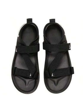 Nike حذاء فِسْتَا الرياضي المنخفض الكعب قابل للتنفس للرجال للأنشطة الخارجية DJ6605-001