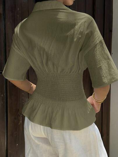 SHEIN EZwear بلوزة نسائية كاجوال بأكمام قصيرة وخصر مطوي منسوجة بلون الأخضر الزيتوني