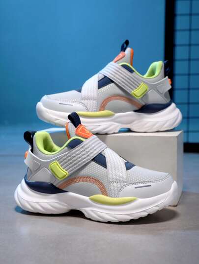 زوج أحذية رياضية للأطفال، صيفية جديدة من شبكة تنفس خفيفة الوزن للاستخدام اليومي والجري