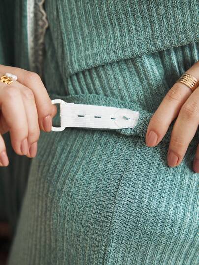 BloomMama 3 قطع مجموعة ملابس نوم للحوامل: توب كامي مناسب للرضاعة وبنطلون + جاكيت خارجي طويل الأكمام مطرز بالدانتيل، تفاصيل مريحة وأنيقة، ملابس للخريف والشتاء