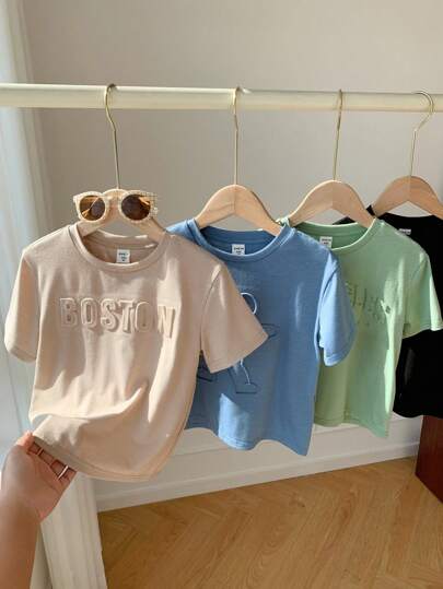 SHEIN 4قطع/مجموعة تي شيرت قصير الأكمام للأولاد مريح وعملي للاستخدام اليومي مطبوع عليه حروف بارزة، مناسب للربيع والصيف والخريف والشتاء، للارتداء اليومي والرياضي والخارجي والمدرسي والأعياد والتصوير الفوتوغرافي وبداية العام الدراسي