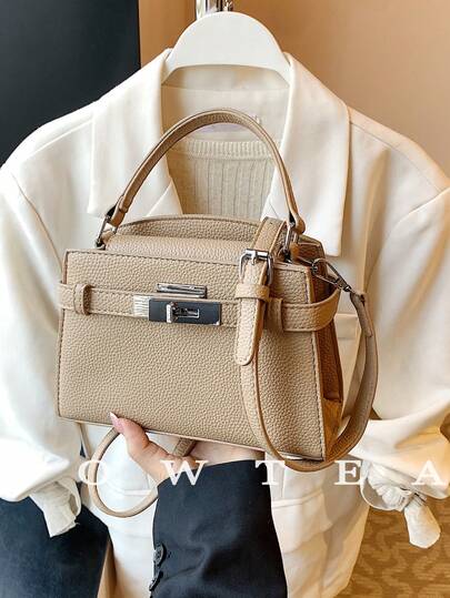 low tea حقيبة يد نسائية ذات ملمس الليتشي الصيفي الجديد، حقيبة كروس بحزام كتف قابل للتعديل، حقيبة مبسطة ذات لون أحادي مع ديكور معدني راقي، حقيبة كتف مناسبة للتنقل