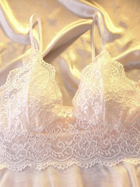 DelicateAllure فستان نوم نسائي أنيق بحمالات دانتيل باللون الصلب، قميص نوم جذاب، ملابس داخلية جذابة