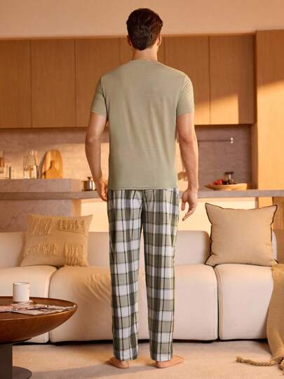 Manfinity Underwear&Sleepwear Basics بدلة منزلية للرجال بأزرار مربعة وطبعة مطبوعة مع جيوب