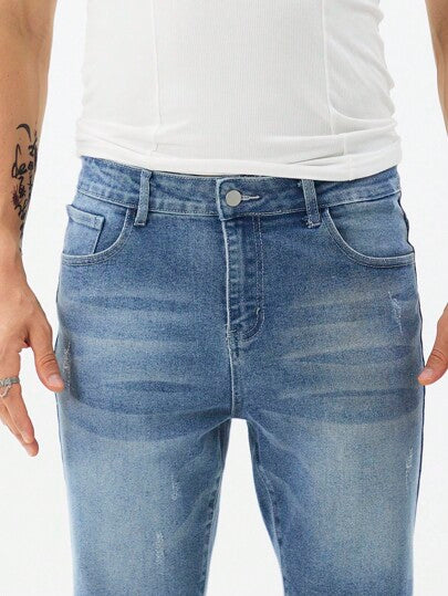 Manfinity Homme شورتات جينز أزرق فاتح للرجال بقصة ضيقة عصرية، طراز الموضة للشارع للربيع والصيف