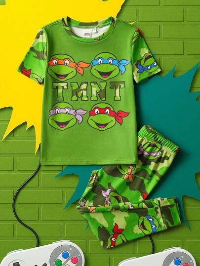 TEENAGE MUTANT NINJA TURTLES | SHEIN طقم بيجامة لفتى صغير يتكون من تي شيرت كاجوال بأكمام قصيرة مزخرف برسمة سلحفاة كرتونية وبنطال كامو