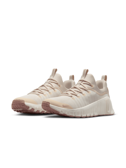 Nike حذاء تدريب Nike Free Metcon 6 مريح ومتعدد الاستخدامات ومقاوم للتآكل منخفض الارتفاع للنساء بيج FJ7126-011