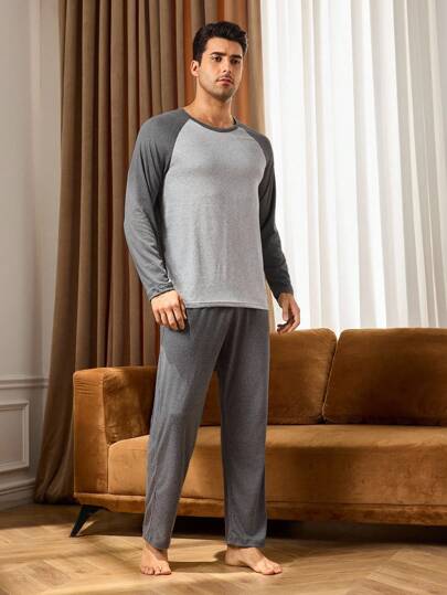 Manfinity Underwear&Sleepwear Basics مجموعة بيجامة رجالية من قطعتين (ملابس علوية وبنطلون) بتصميم لوحة ألوان متباينة، أكمام طويلة، ملابس منزلية أساسية للنوم والراحة في فصلي الخريف والشتاء