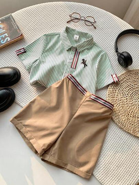SHEIN مجموعة شورتات قصيرة من الصوف والكوران المزخرفة بخطوط ملونة للكلية الرياضية الكاجوال 2 قطعة/مجموعة، مناسبة للارتداء اليومي والرياضة والخروجات والمخيمات والتجمعات والمهرجانات والتقاط الصور، موسم العودة إلى المدرسة، الربيع/الصيف