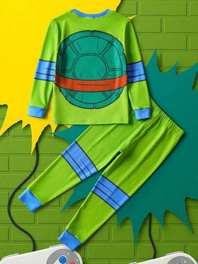 TEENAGE MUTANT NINJA TURTLES | SHEIN طقم بيجامة من قطعتين من اللباس علوي ذات الأكمام الطويلة والبنطلون بطبعة قوقعة السلحفاة الكرتونية للأولاد الصغار
