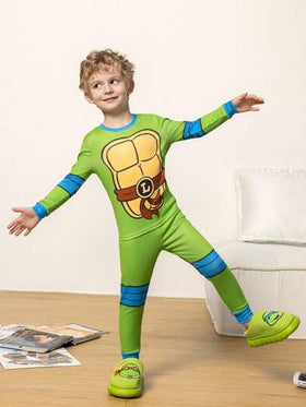TEENAGE MUTANT NINJA TURTLES | SHEIN طقم بيجامة من قطعتين من اللباس علوي ذات الأكمام الطويلة والبنطلون بطبعة قوقعة السلحفاة الكرتونية للأولاد الصغار