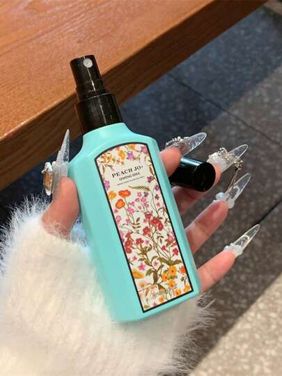 PEACH JO+ قطعة واحدة من 100 مل، غردينيا، زنبق الوادي، رذاذ زهري، مزيل الرائحة للأقمشة، رائع لعيد الأم، عيد الحب،