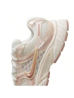 Nike أحذية رياضية كاجوال مريحة للنساء، خفيفة الوزن ومبطنة، أحذية سفر/خارجية منخفضة الرقبة مع رباط، أحذية جري تنفس