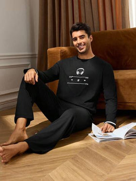 Manfinity Underwear&Sleepwear Basics بدلة بيجاما رجالية مطبوعة بسماعات الرأس، بأكمام طويلة وبنطال، ملابس خريف وشتاء