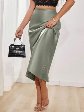 SHEIN PETITE تنورة ساتان أنيقة متعددة الاستخدامات للنساء