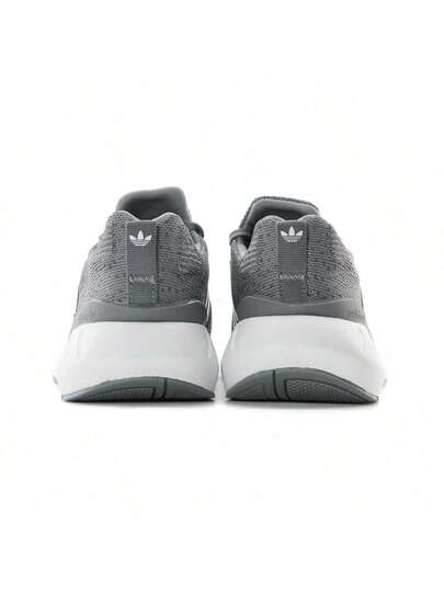 Adidas أحذية الجري المريحة RUN22 المقاومة للصدمات والبلى، أحذية رياضية كاجوال، أحذية للأزواج GZ3495