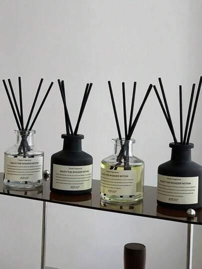 1 طقم (1 زجاجة زيت عطري + 4 قطع عصي موزع) موزع عطر منزلي بدون لهب لرائحة دائمة، مناسب لغرفة النوم والحمام وغرفة المعيشة وغيرها