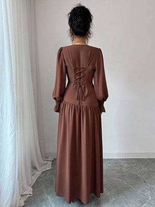 Elenzga فستان نسائي أنيق بطراز رجعي للمناسبات الرسمية والعمل والأعياد والحفلات، بياقة على شكل حرف V وخصر مطوي على شكل خط A، مع ربطة متقاطعة في الخلف وأكمام منتفخة، مناسب للخريف والشتاء، بلون بني قهوائي