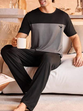 Manfinity Underwear&Sleepwear Basics بيجامة رجالية مصنوعة من الأقمشة الناعمة المحبوكة بياقة دائرية وسراويل طويلة مريحة