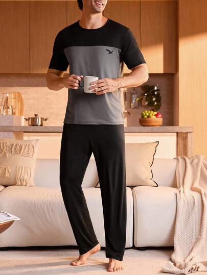 Manfinity Underwear&Sleepwear Basics بيجامة رجالية مصنوعة من الأقمشة الناعمة المحبوكة بياقة دائرية وسراويل طويلة مريحة