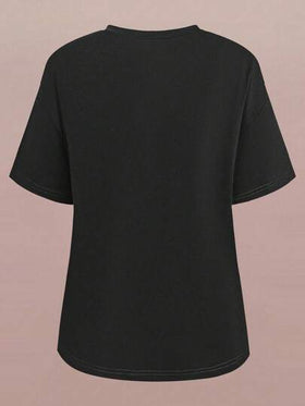 SHEIN LUNE مجموعة قطعتين للنساء ب، بدلة رياضية كاجوال مرقعة بخطوط وزخرفة فيونكة بطراز كلية جميل، ملابس علوية بأكمام قصيرة مطرز بفيونكة وبنطال بخصر مطاطي، مناسبة للارتداء اليومي وموسم العودة إلى المدرسة