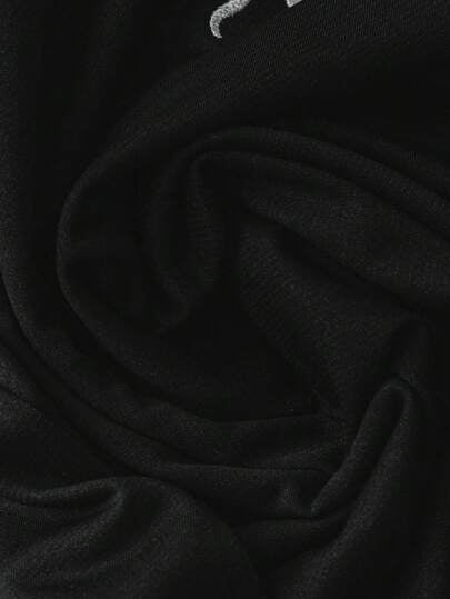 SHEIN LUNE مجموعة قطعتين للنساء ب، بدلة رياضية كاجوال مرقعة بخطوط وزخرفة فيونكة بطراز كلية جميل، ملابس علوية بأكمام قصيرة مطرز بفيونكة وبنطال بخصر مطاطي، مناسبة للارتداء اليومي وموسم العودة إلى المدرسة