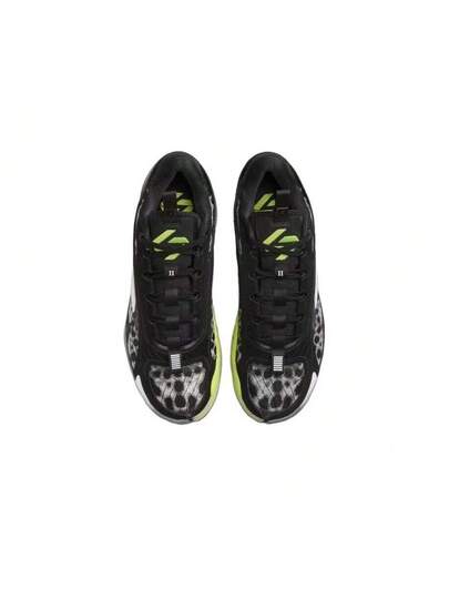 Nike حذاء كرة السلة ذو رباط وفتحة تهوية للرجال، لوكا دونتشيتش 2، لون أسود وأبيض