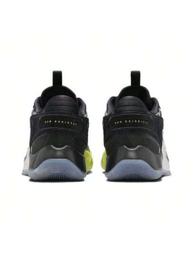 Nike حذاء كرة السلة ذو رباط وفتحة تهوية للرجال، لوكا دونتشيتش 2، لون أسود وأبيض