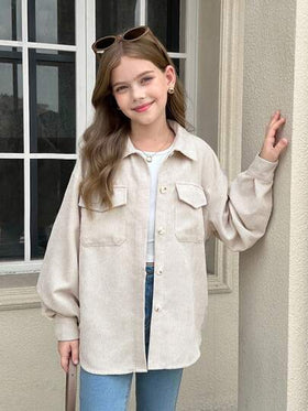 SHEIN معطف بياقة مخملية بيج للفتيات المراهقات، بجيوب قابلة للطي وأكمام طويلة منسدلة، للارتداء اليومي الكاجوال في فصلي الخريف والشتاء