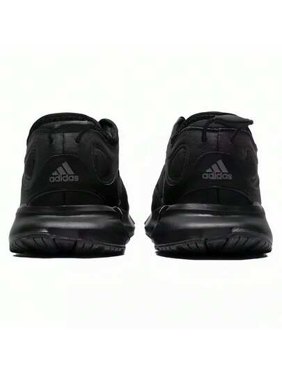 Adidas حذاء رياضي رجالي MTS GUARD بتصميم كلاسيكي متين ومناسب للمشي لمسافات طويلة والجري على الطرق الجبلية