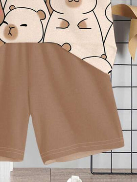 SHEIN طقم قميص وشورت للأطفال الرضع من القماش الناعم مطبوع بطباعة كرتونية للصيف، ملابس أطفال ذكور بني، طقم ملابس صيفية للأطفال الرضع، قميص كم قصير بتصميم الدب وشورت للأطفال الذكور