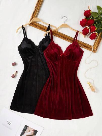 SHEIN مجموعة قميص نوم أنيق من الدانتيل المخملي للنساء، قميص نوم مخملي، ملابس خريفية وشتوية، مريحة
