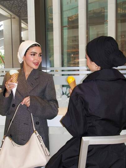 قطعة واحدة من الحجاب السهل للنساء، وشاح رأس بلون أحادي كلاسيكي فوري مع 3 طرق مختلفة للارتداء، وشاح رأس مرن وعملي، قماش ناعم ومريح من الموديال، مناسب للارتداء اليومي والرياضة واليوغا