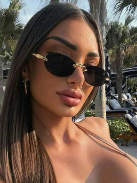 نظارات نسائية صغيرة بدون فراملة موضة بيضاوية قطعة واحدة، إكسسوارات معدنية، إعادة تصميم شخصية، نظارات أنيقة وعصرية مناسبة للارتداء اليومي، التصوير الفوتوغرافي للشارع، الإجازة، ملحقات الشاطئ، الطراز الأولي للعودة إلى المدرسة