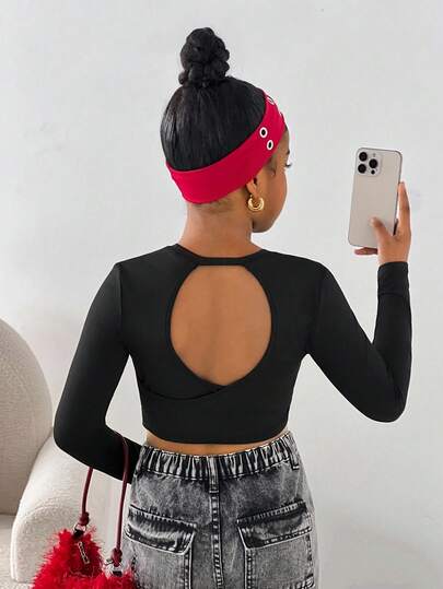 SHEIN تي شيرت كاجوال رياضي للفتيات المراهقات بياقة طاقم مضفر أسود بأكمام طويلة بدون ظهر